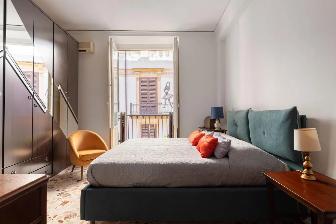 Palazzo Damiani Apartment By Domusicily Palermo