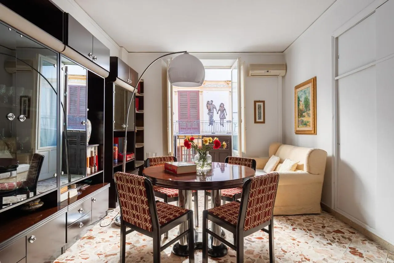 Palazzo Damiani Apartment By Domusicily Palermo Italy