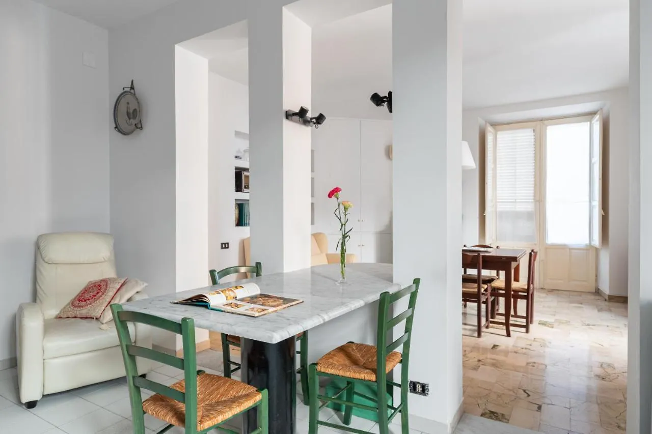 Palazzo Damiani Apartment By Domusicily Palermo 0*,  Italy